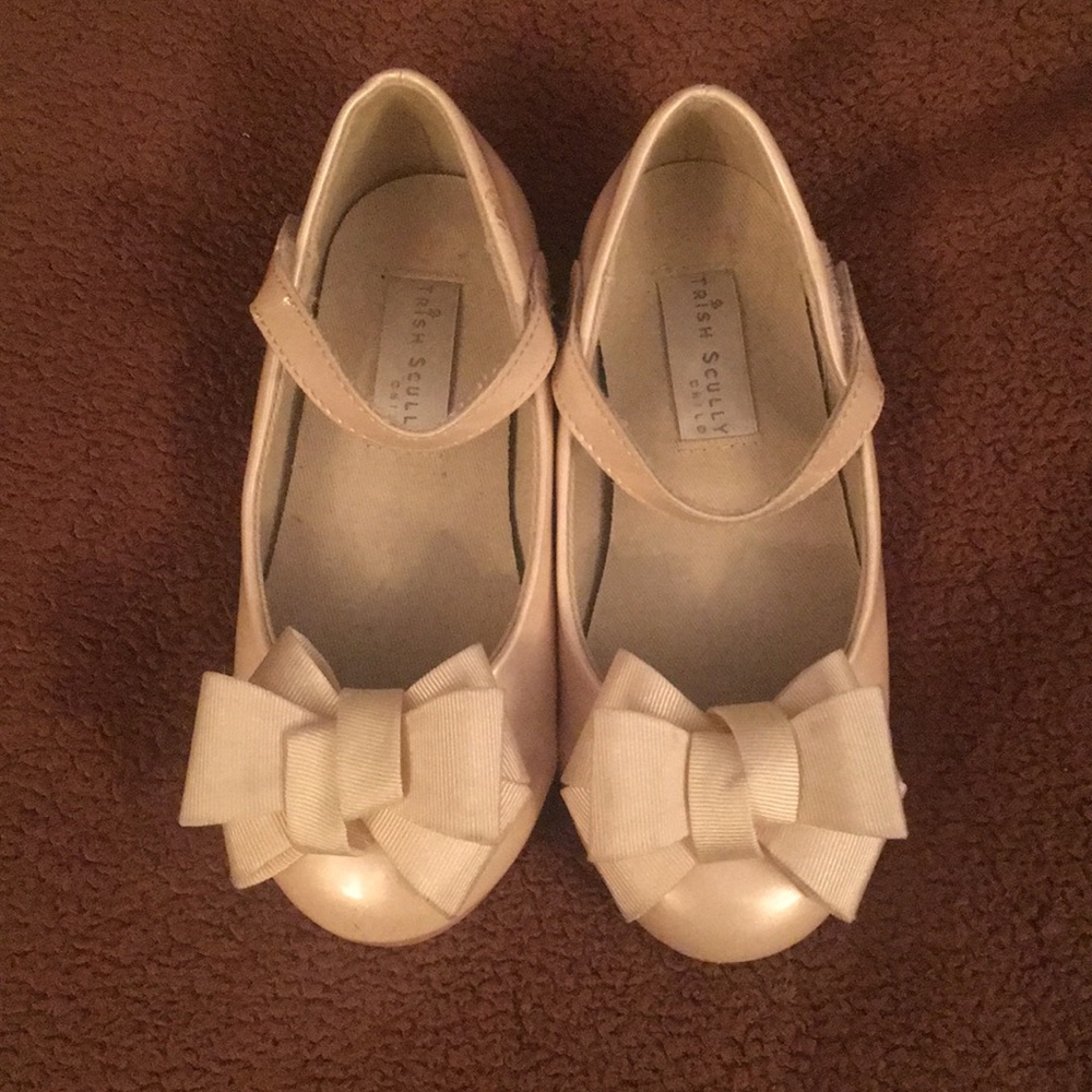Trish Scully bow Mary Janes size 10